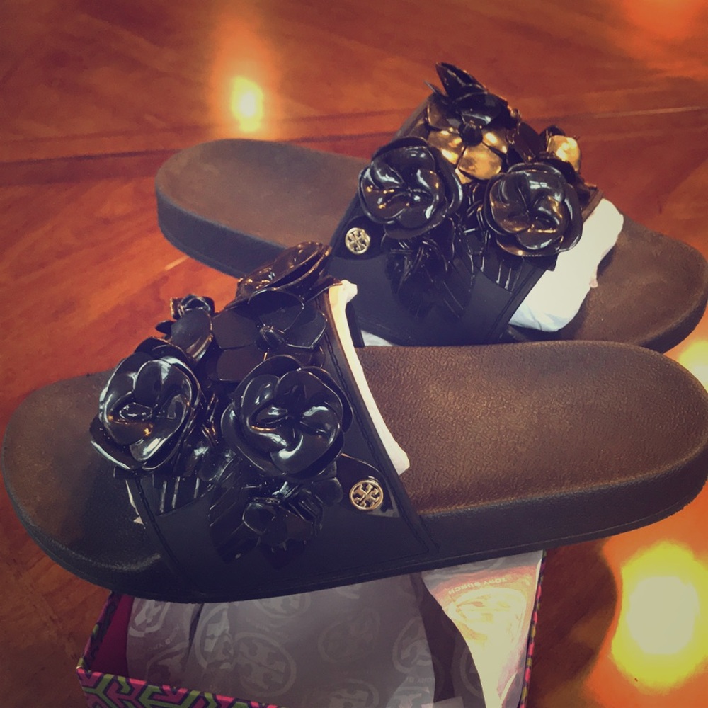 Tori Burch Black Blossom Slides